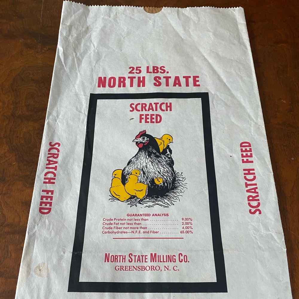 North State Scratch Feed vintage chicken meal 20 lb paper advertising bag sack